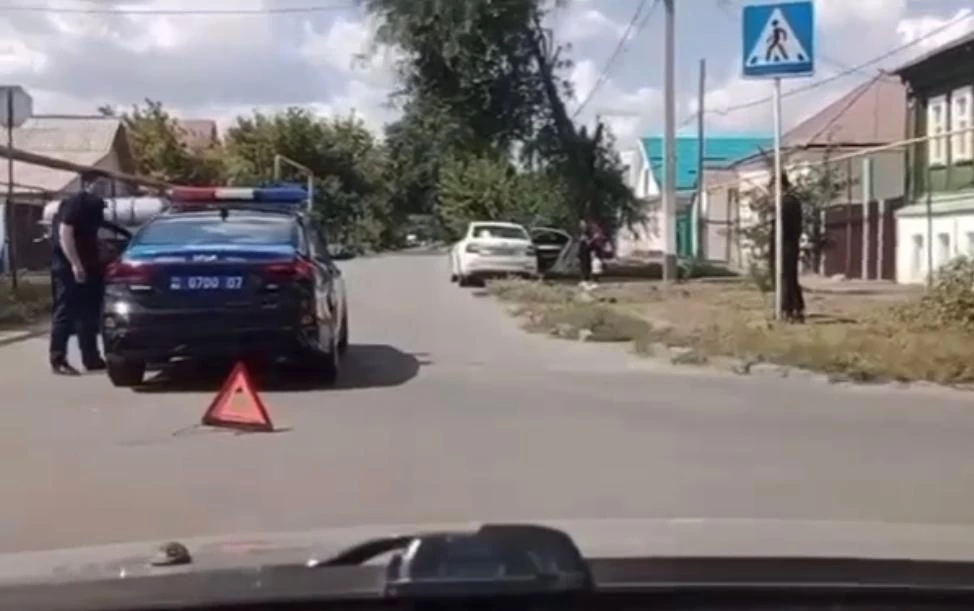 ДТП с участием полицейской машины произошло в Уральске